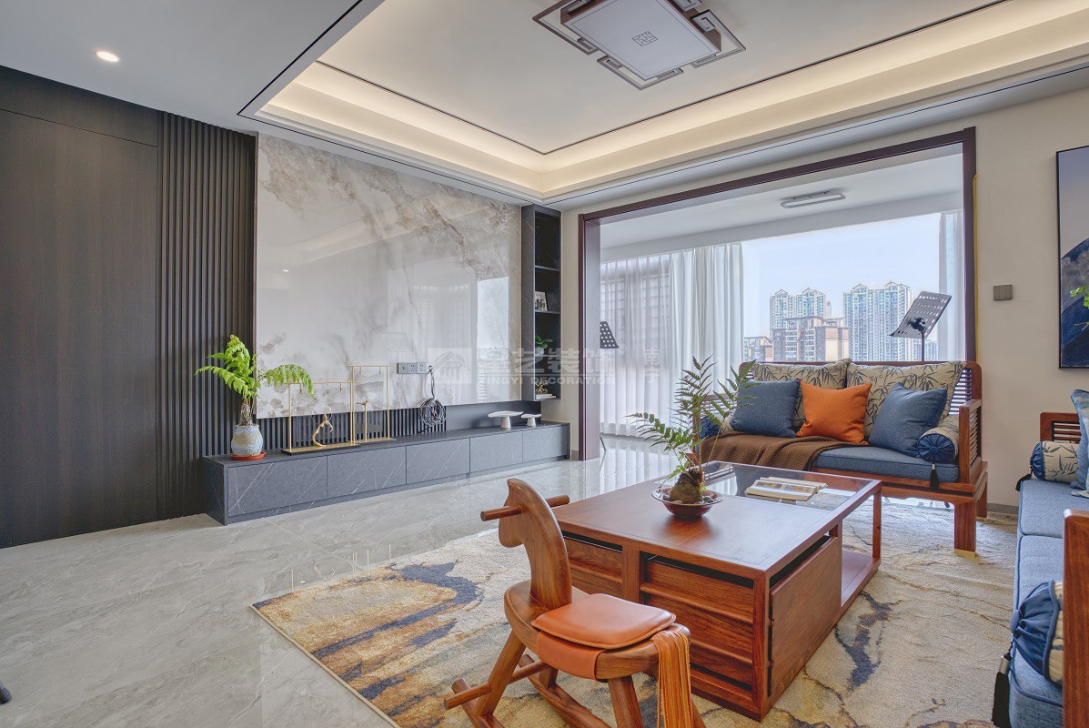 建發央璽140平新中式客廳裝修實景