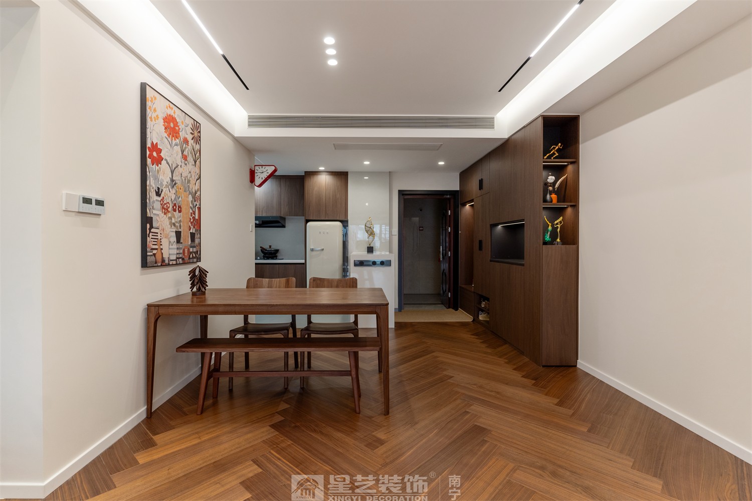 二中新民小區意式輕奢餐廳裝修完工實景圖