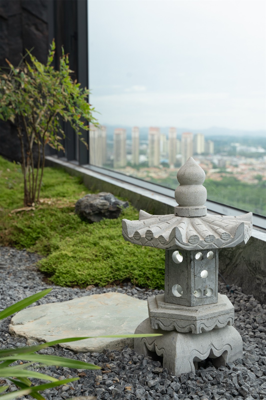 嘉和城依云灣800平現代輕奢陽臺裝修完工實景圖